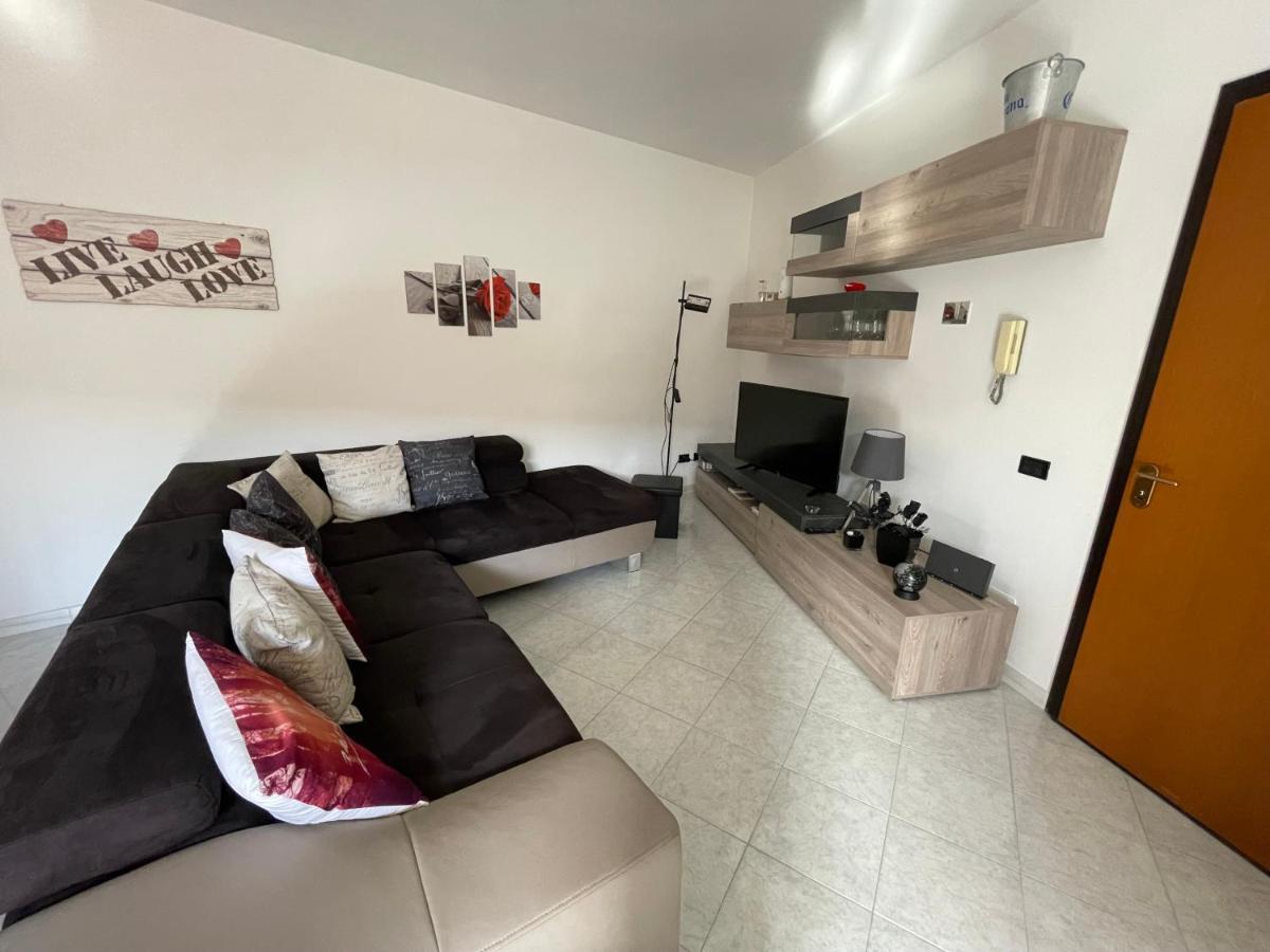 Black&White Apartamento Porto Torres Exterior foto