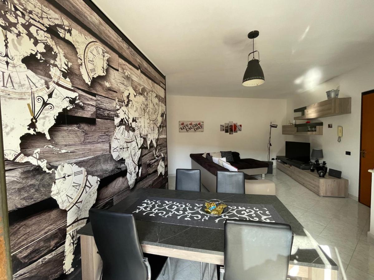 Black&White Apartamento Porto Torres Exterior foto