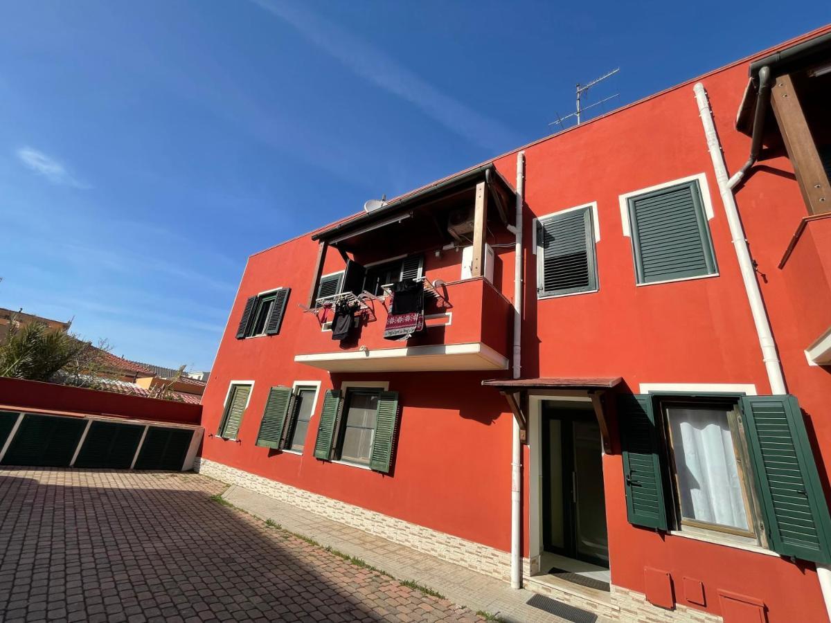 Black&White Apartamento Porto Torres Exterior foto